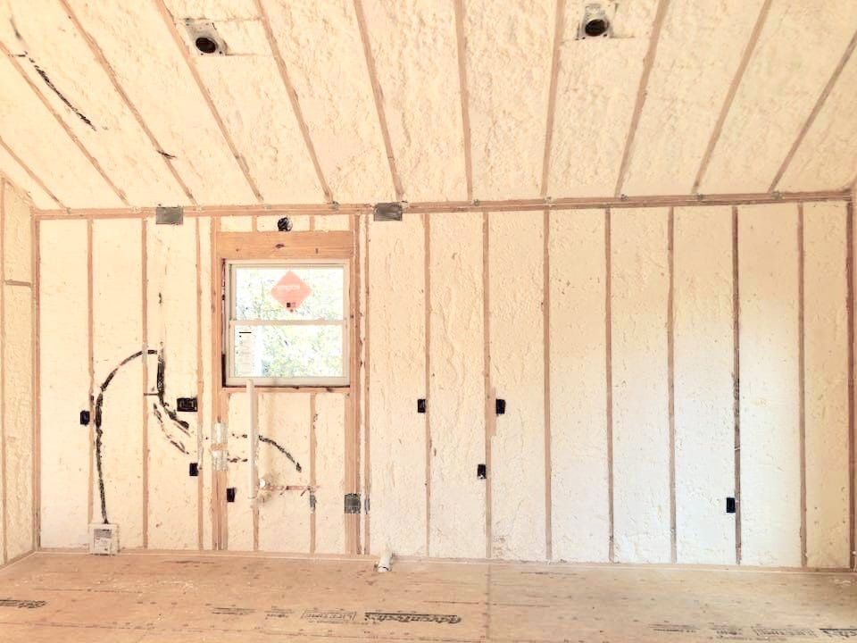 spray foam wall insulation