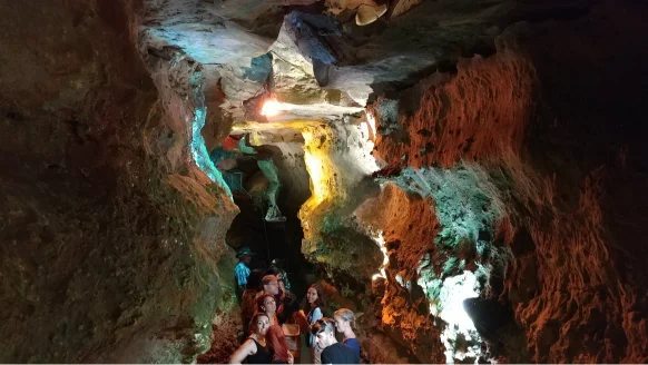 wonder world cave & adventure park