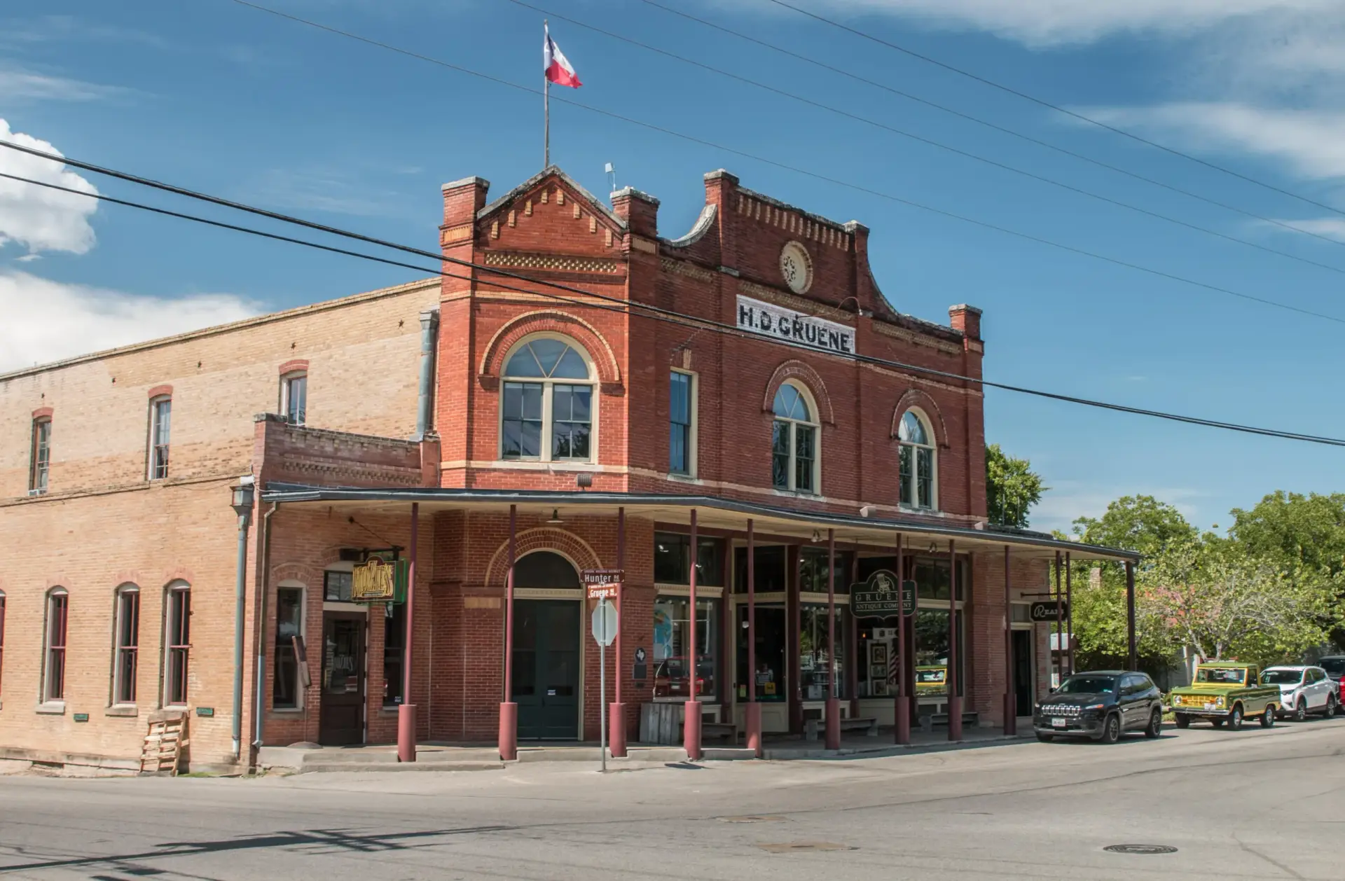gruene historic district in new braunfels