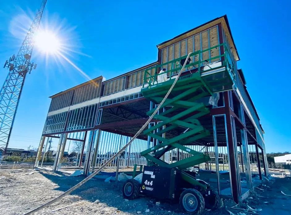why is commercial spray foam insulation ideal for energy efficient buildings 4