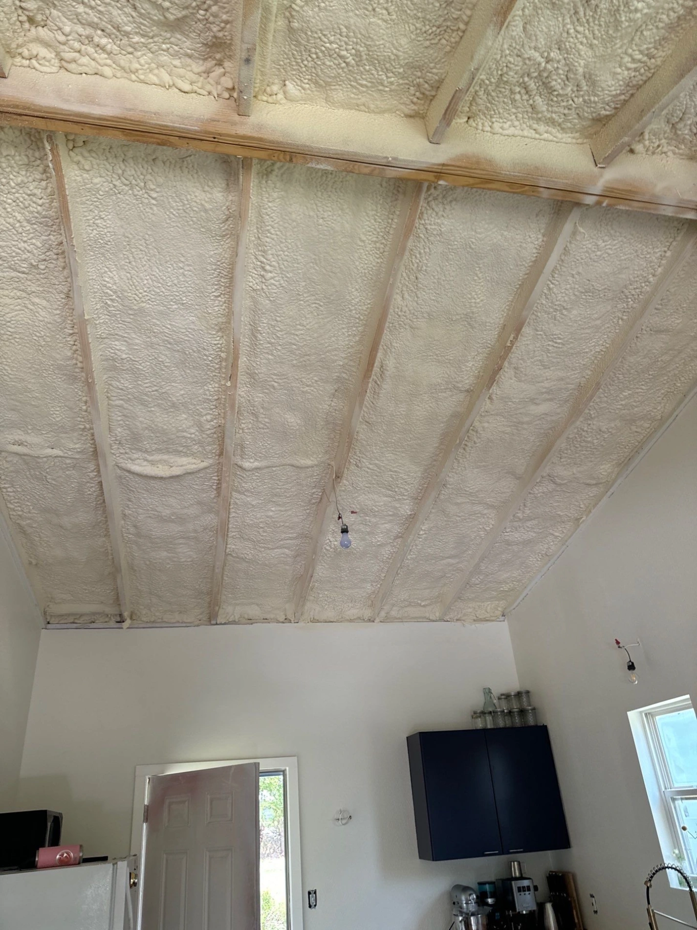what are the safety precautions when installing closed cell spray foam (2)
