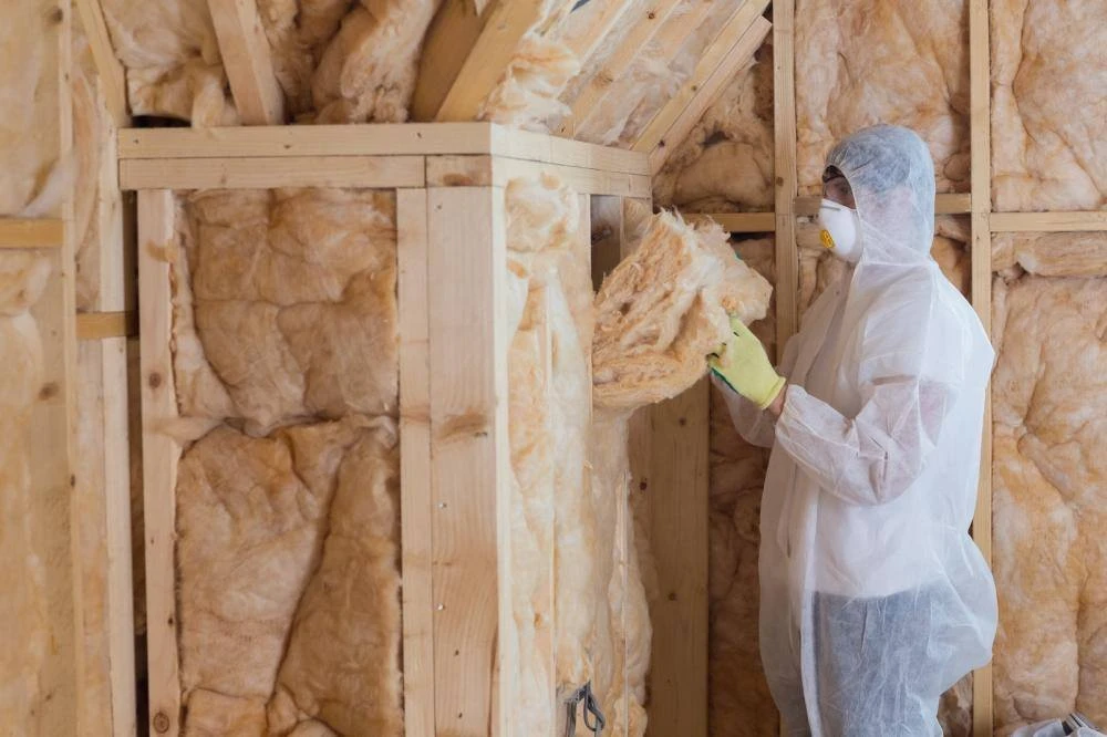how insulation improves hvac airflow and reduces hot and cold spots 