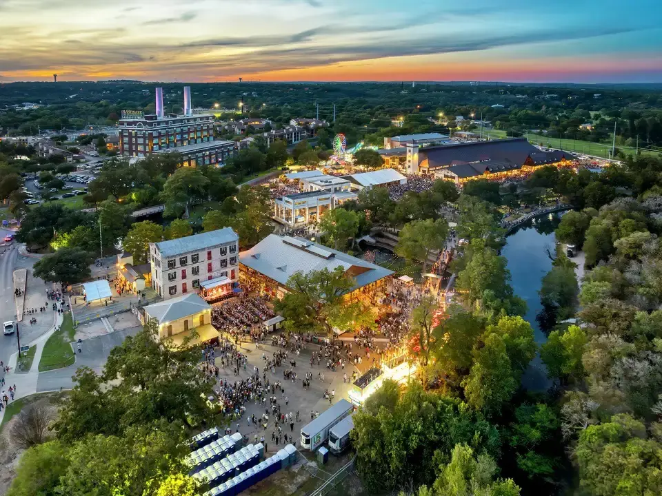 Leading Insulation Removal Services in New Braunfels, TX